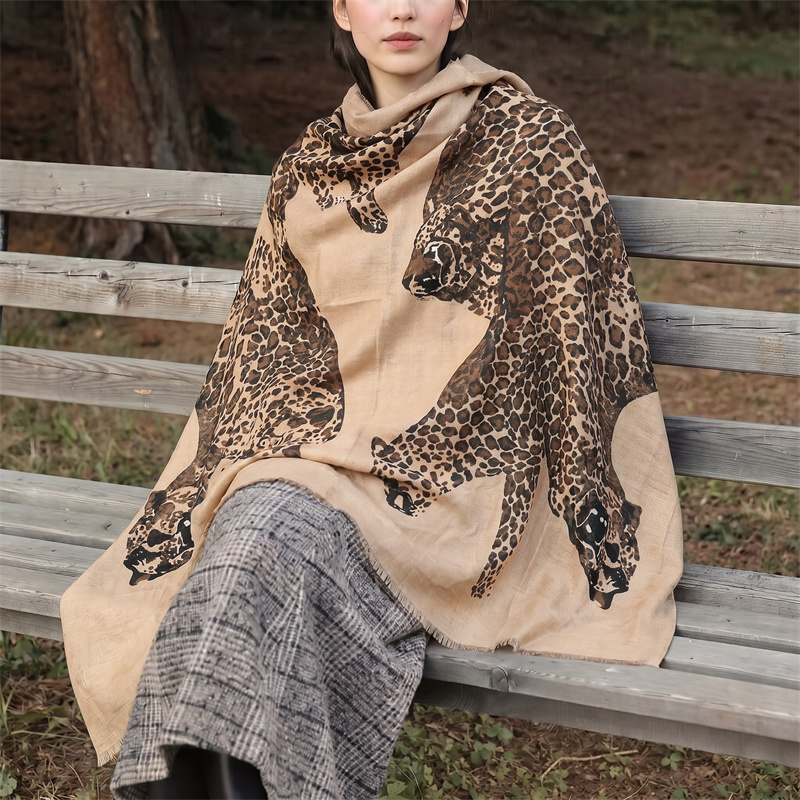 Vintage Leopard Print Hijab an - огляд і ціна Vintage Fashion Hijab