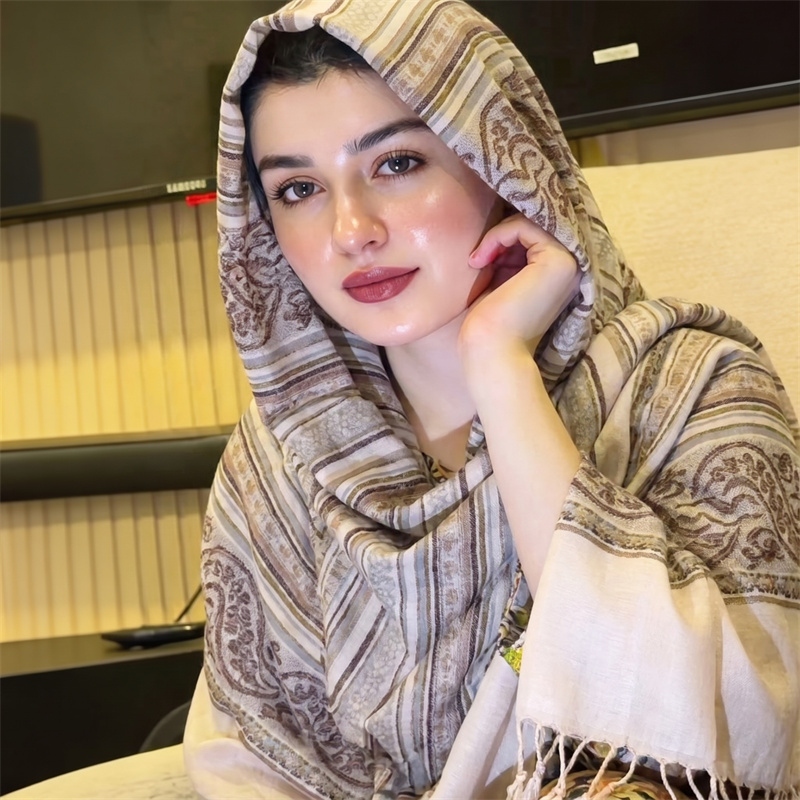 Vintage Paisley Print Hijab Fa - огляд і ціна Vintage Fashion Hijab