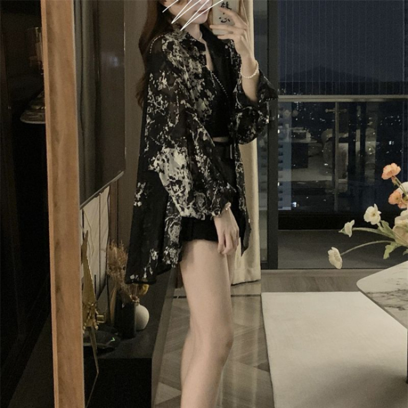 2025 Long Sleeve Shirts Women  - огляд і ціна Tie Dye Shirt Vintage