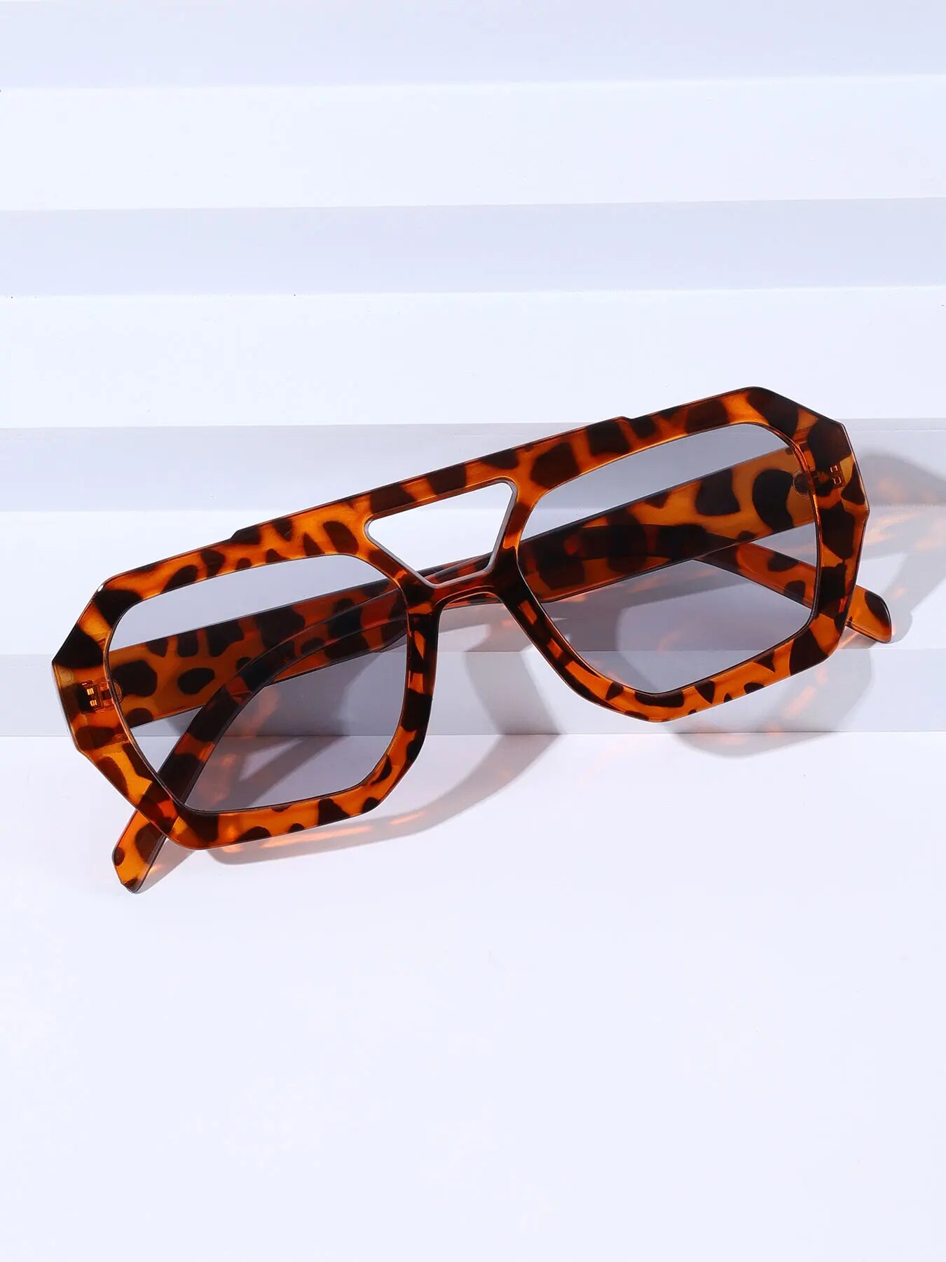Fashion Vintage Square Irregul - огляд і ціна Vintage Fashion Glasses