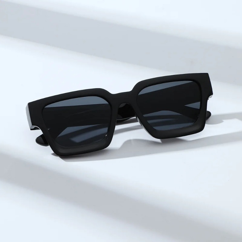 New Vintage Square Sunglasses  - огляд і ціна Vintage Fashion Images