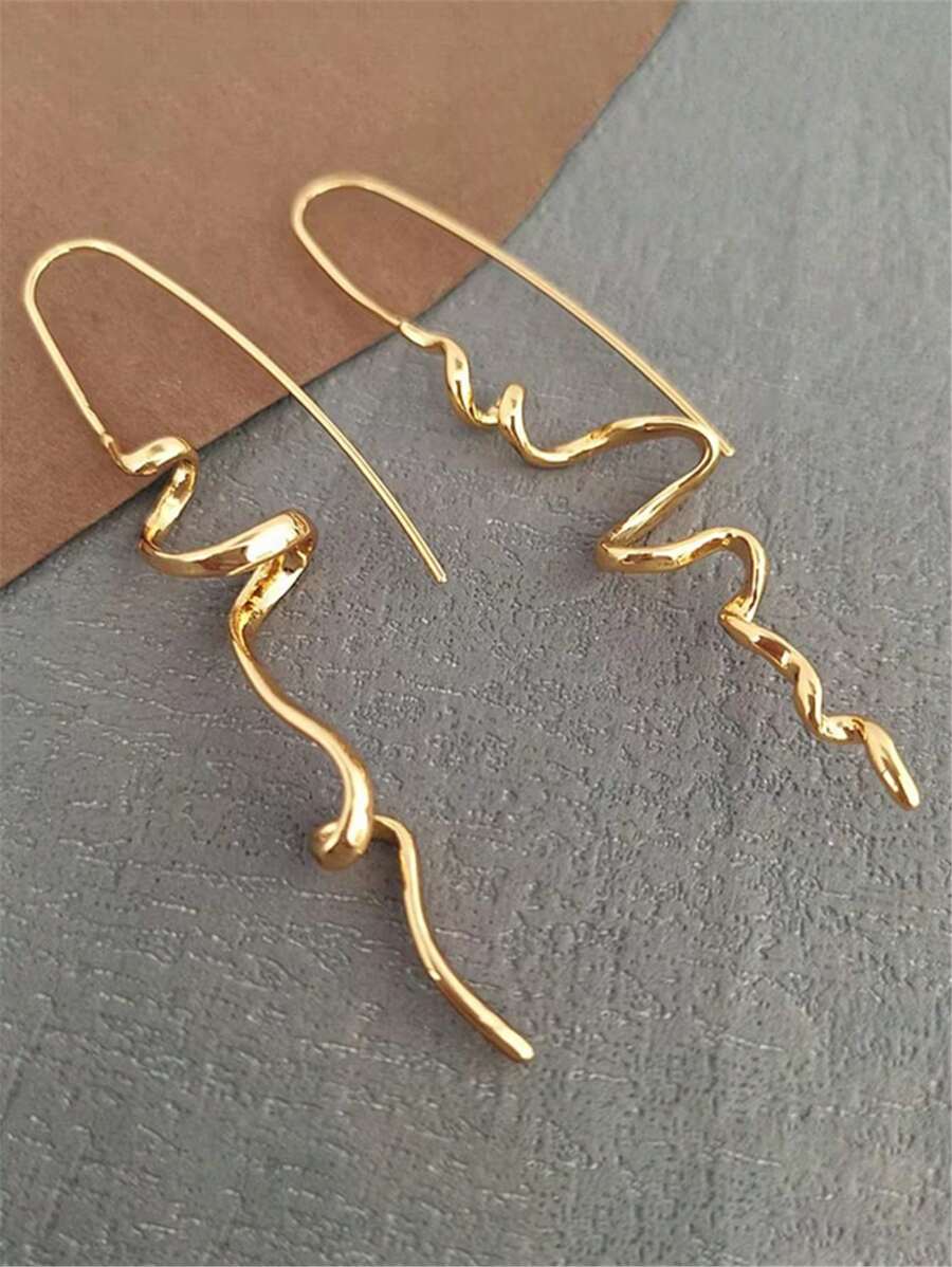 1 Pair Old Money Wavy Retro Ea - огляд і ціна Vintage Fashion Old Money