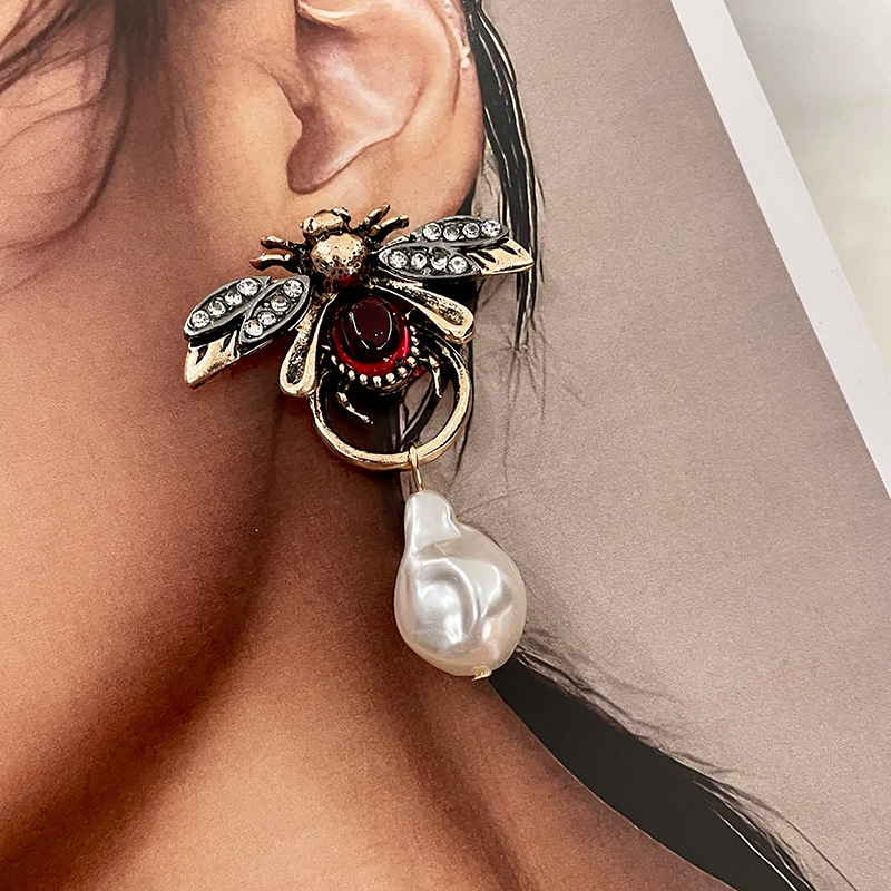 Vintage Bug Insect Dangle Earr - огляд і ціна Vintage Fashion Bug