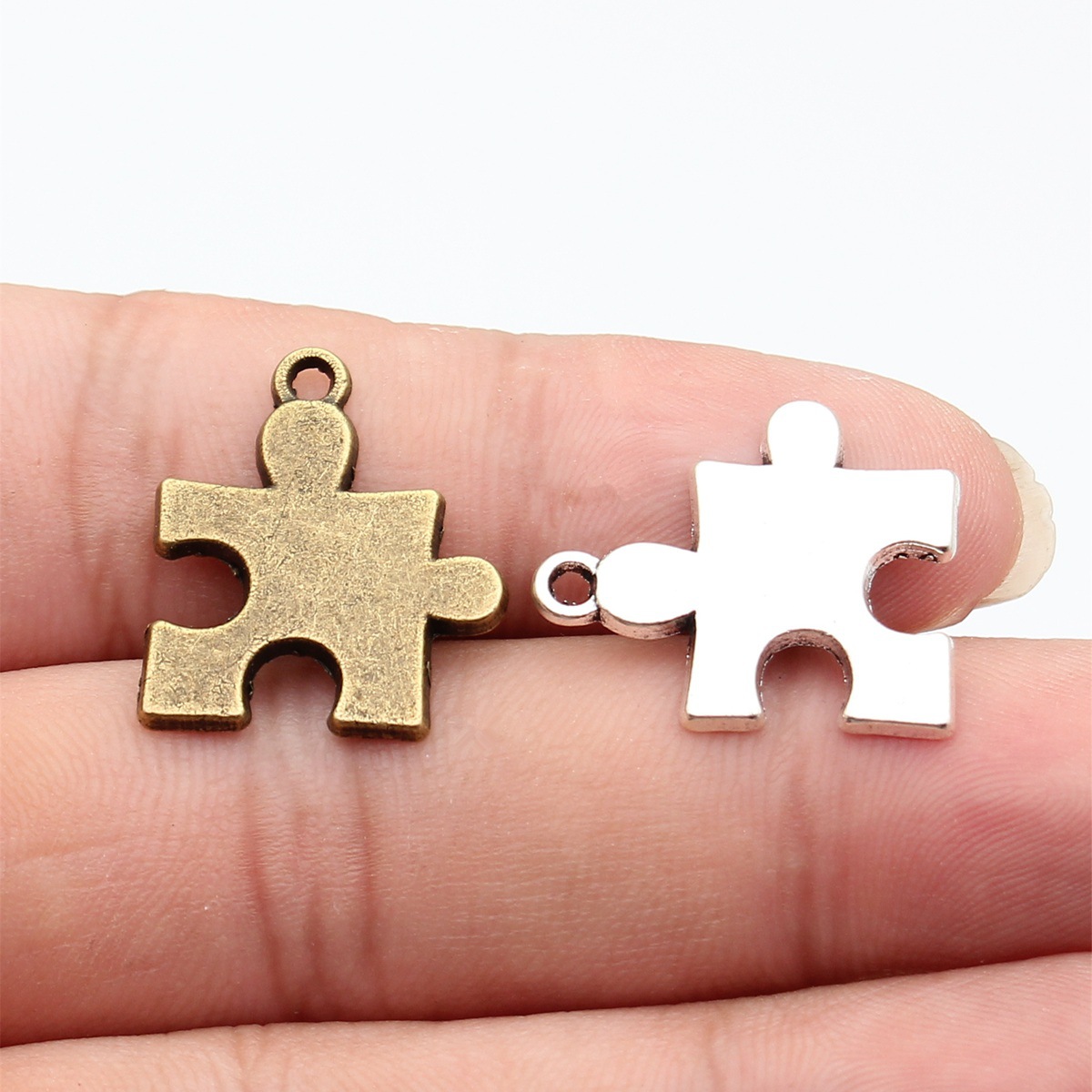 WYSIWYG 10pcs 23x20mm 2 Colors - огляд і ціна Vintage Fashion Pieces